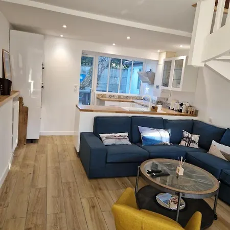 Bagatelle à 300m De La Centrale, 3 Casa de Férias *