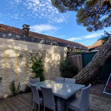 Bagatelle A 300m De La Centrale, 3 بيت للعطل آركاشو