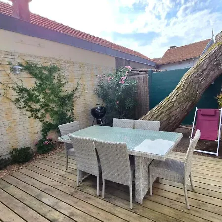 Villa Bagatelle, Climatisee, A 250M De La Plage Centrale, 3 Chambres Ferienhaus